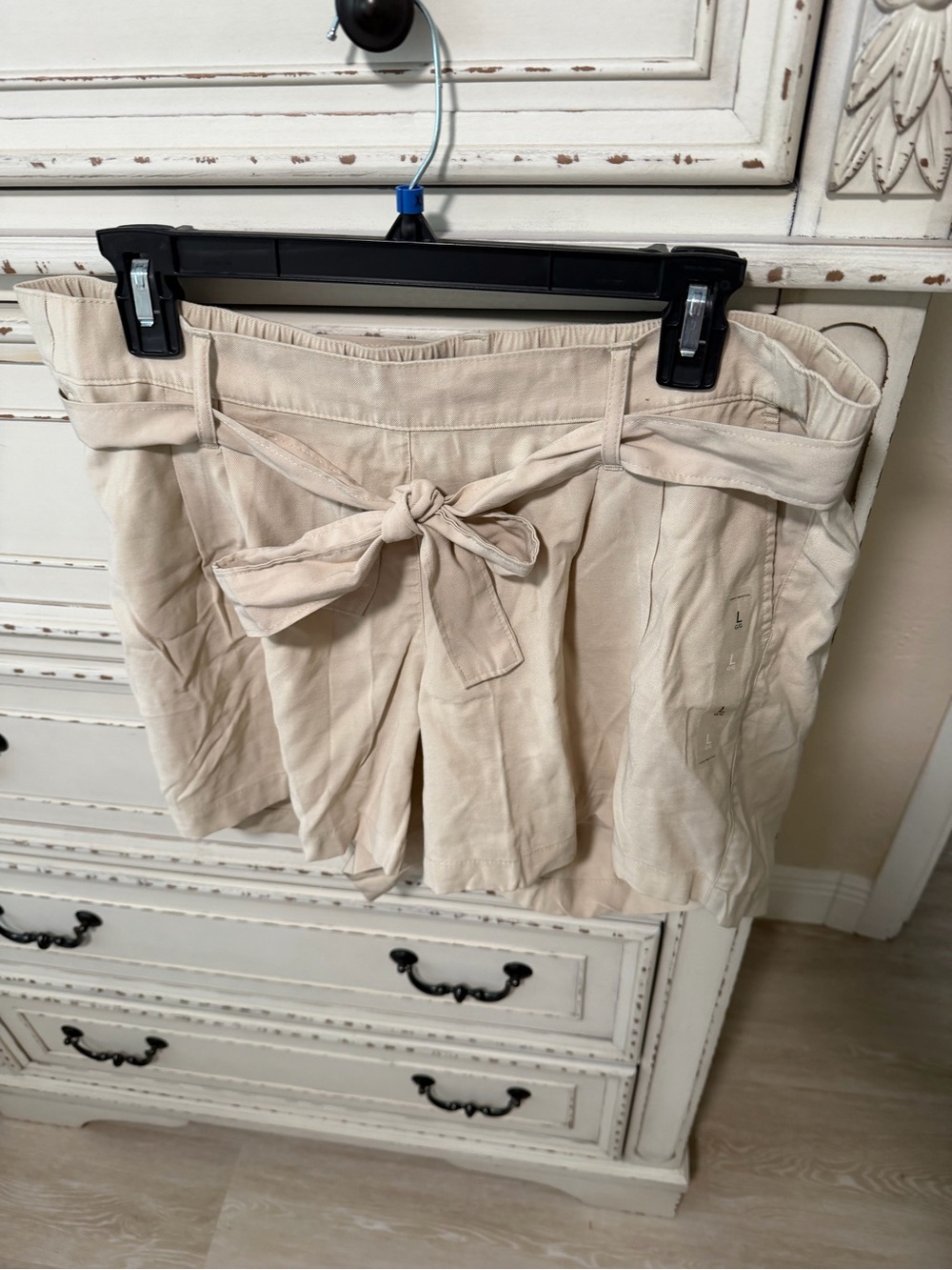 Tommy Hilfiger Cream Paperbag Tie-Waist Shorts